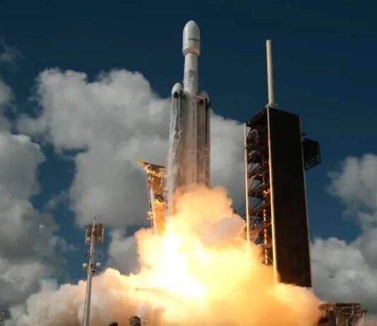 Falcon Heavy กลับมาแล้ว SpaceX ปล่อยจรวดครั้งแรกในรอบ 18 เดือน
