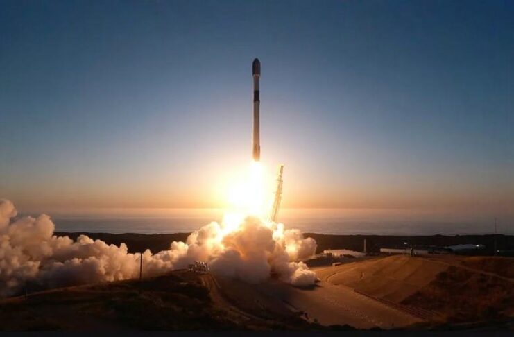 SpaceX ส่ง Starlink 24 ดวงขึ้นสู่อวกาศ ด้วย Falcon 9 จากแคลิฟอร์เนีย