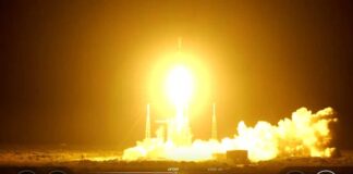 SpaceX ปล่อยดาวเทียม BlueBird ขนาดยักษ์ 3 ดวงจากฟลอริดา สำเร็จ