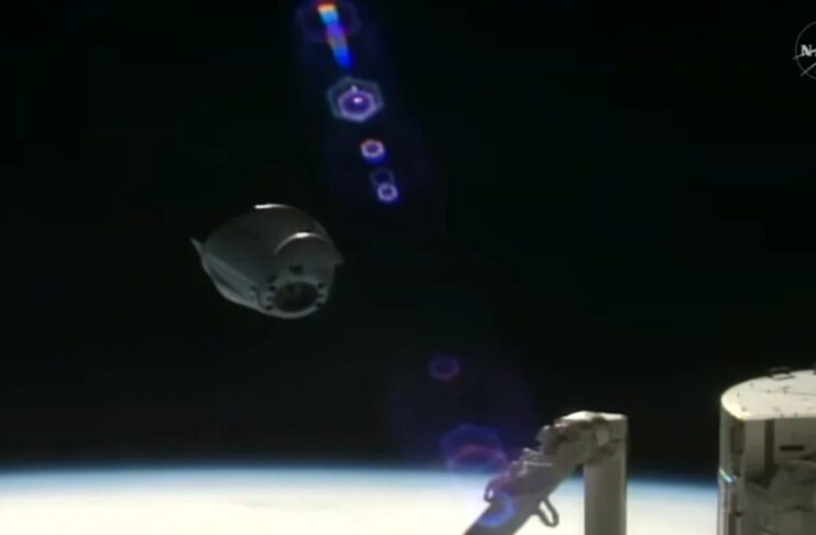 กลับถึงบ้านอีกครั้ง! แคปซูลขนส่งสินค้า Dragon ของ SpaceX ลงจอดในมหาสมุทรนอกชายฝั่งแคลิฟอร์เนียสำเร็จ