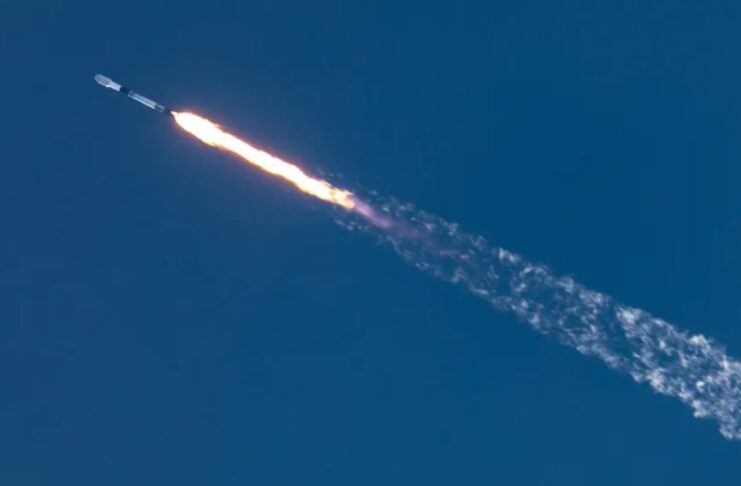 ชม SpaceX ปล่อยดาวเทียมสอดแนมชุดใหม่ของสหรัฐฯ จากแคลิฟอร์เนีย
