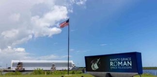 กล้องโทรทรรศน์อวกาศ Roman ของ NASA เดินทางถึงฟลอริดาแล้ว ก่อนการปล่อยด้วย Falcon Heavy ของ SpaceX ในช่วงฤดูร้อนนี้