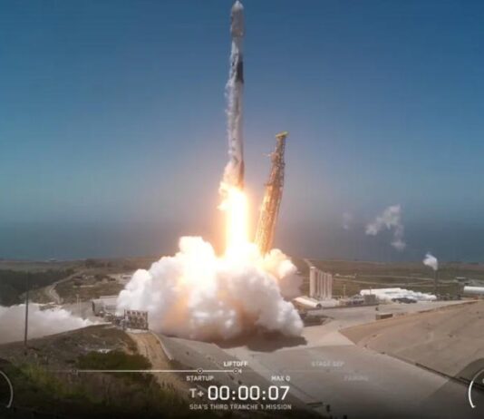 SpaceX ส่งดาวเทียมขนส่งข้อมูล (Data Transport) 21 ดวง ขึ้นสู่อวกาศให้กองทัพสหรัฐฯ