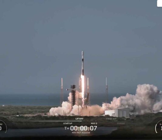 SpaceX ส่งยานหุ่นยนต์ซ่อมแซมดาวเทียม พร้อมแขนกลยาว 10 ฟุต สู่วงโคจรโลก