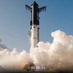 SpaceX ส่ง Starlink รุ่นใหม่สำเร็จ พร้อมพา Starship ลงจอดบนผิวน้ำอย่างนุ่มนวลที่สุดใน Flight 13