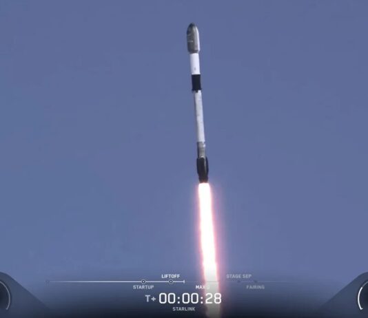 SpaceX ส่งดาวเทียม Starlink ขึ้นสู่วงโคจรในภารกิจ Falcon 9 เที่ยวบินที่ 90 ของปี